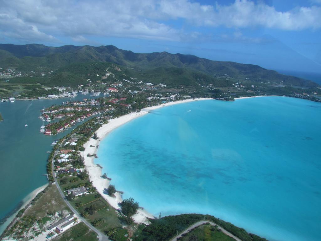 Antigua Chiama Italia Villas Jolly Harbour Room photo